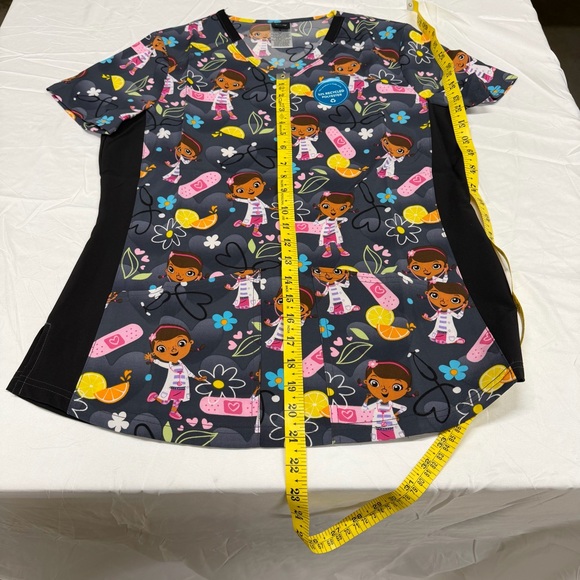 Disney Doc McStuffins Scrub Top Size S NWOT - Picture 8 of 11